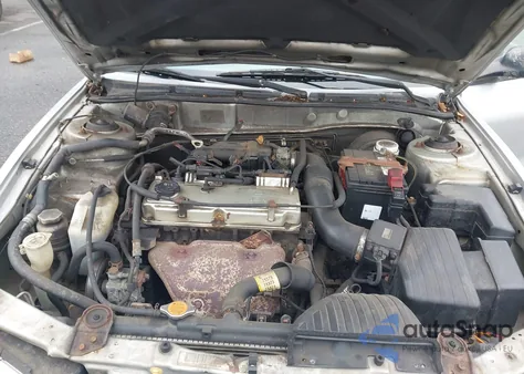 2001 Mitsubishi Galant De из США, поврежденный, VIN 4A3AA36G61E226990